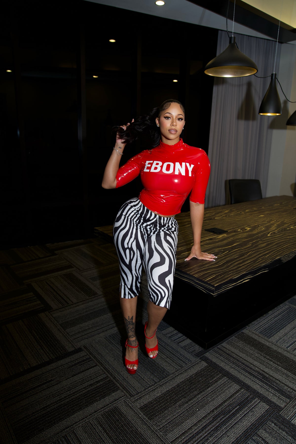 EBONY TOP